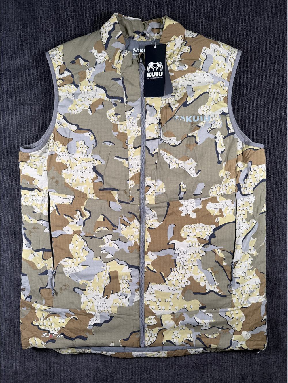 Kuiu Kenai Insulated Hunting Vest XL 3DeFX+ Toray Nylon Camouflage